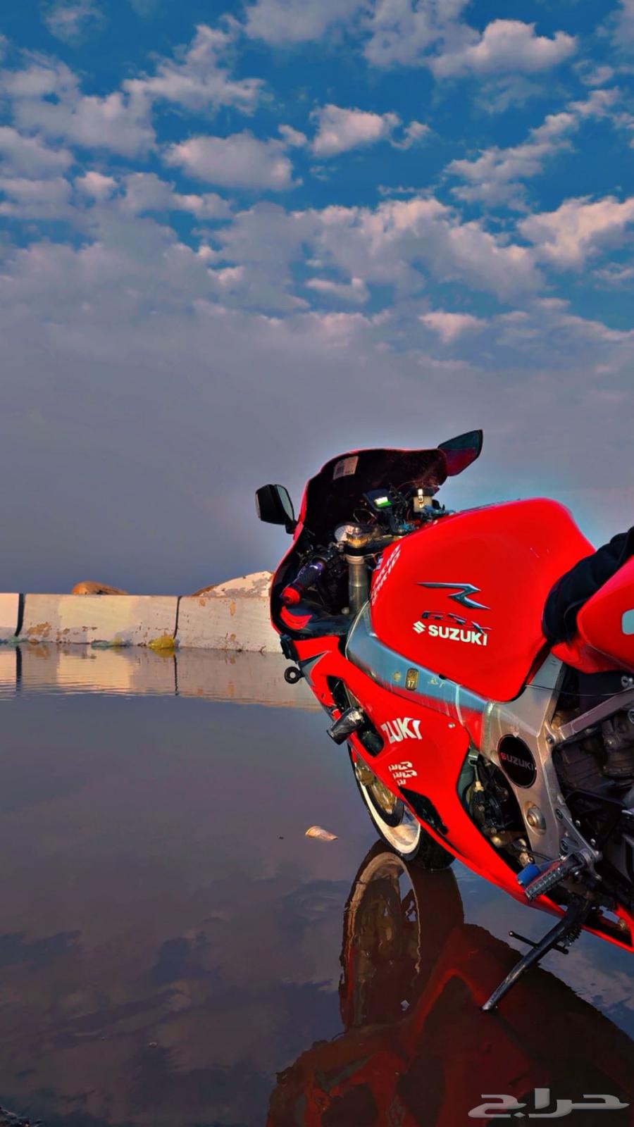 Lexus 2001 imported to Japan, clean with modifications64391188141313112