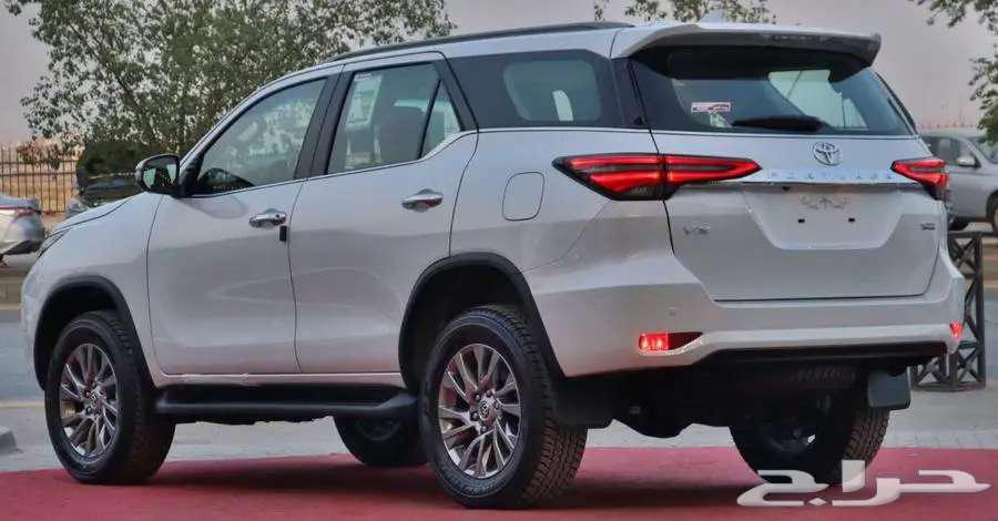 تويوتا فورتشنر VX2 ديزل 2024 رادار 2.8 CC64387843398659111