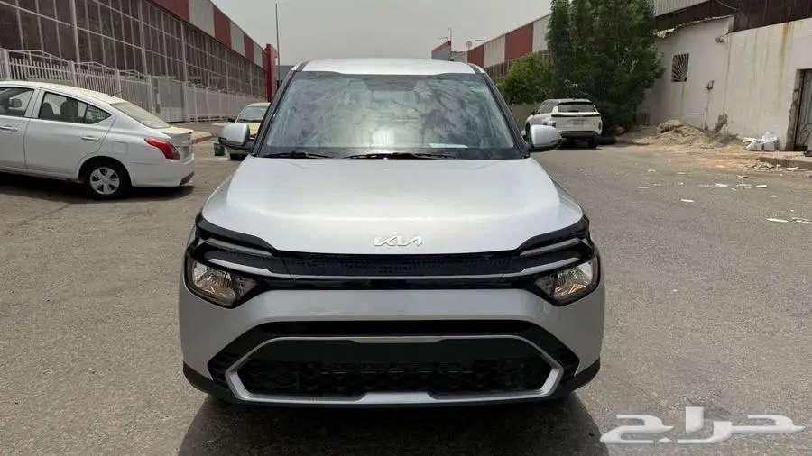 كيا كارينز ستاندر 7 ركاب موديل 202564388120857987110
