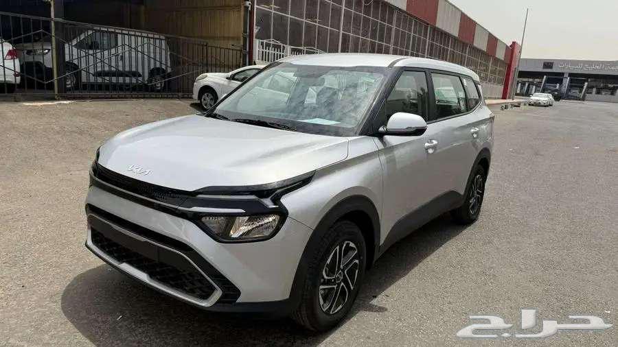 كيا كارينز ستاندر 7 ركاب موديل 202564388120857987112