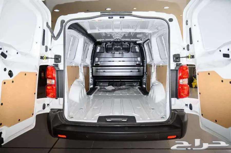 سيتروين جامبي بضاعة قير اتوماتيك ديزل 2025 ( عروض التمويل)64387732092419113