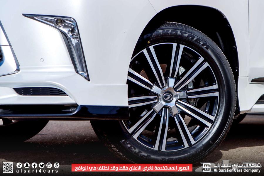 Lexus LX570 S 202164387090167043111