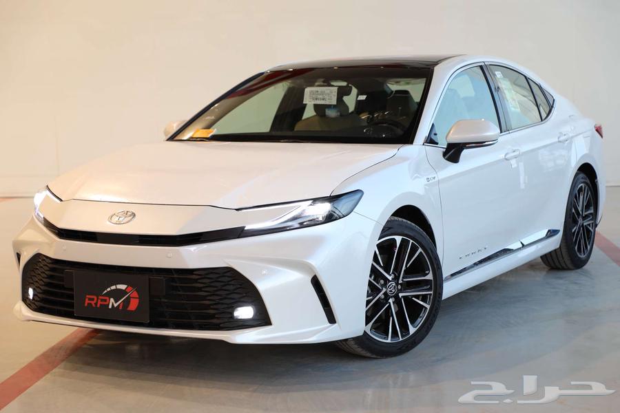 كامري LE فتحة بانوراما أبيض هايبرد 2025- كاش - اقساط64387912335362111