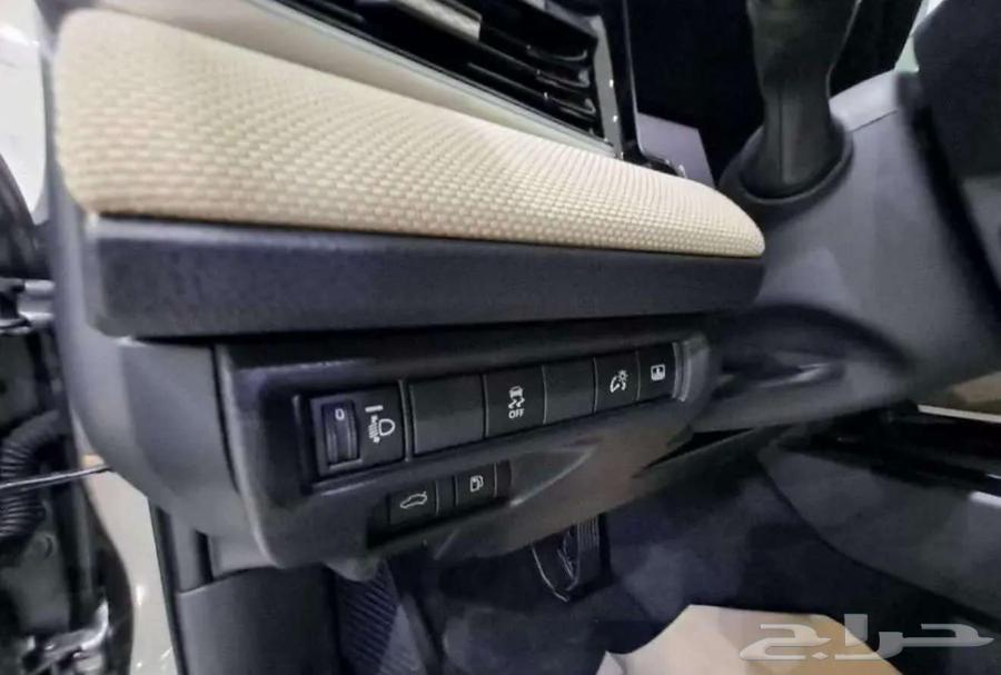 تويوت-ا كامري- LE- هايبرد- بطاقه--2025-سعودى تيتانيوم64388315510915112