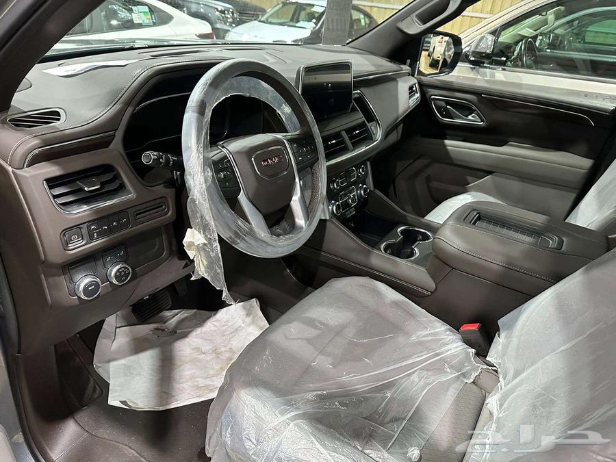 جي ام سي يوكن 2022 تلاجه SLE جديد اصفار64387438755714113