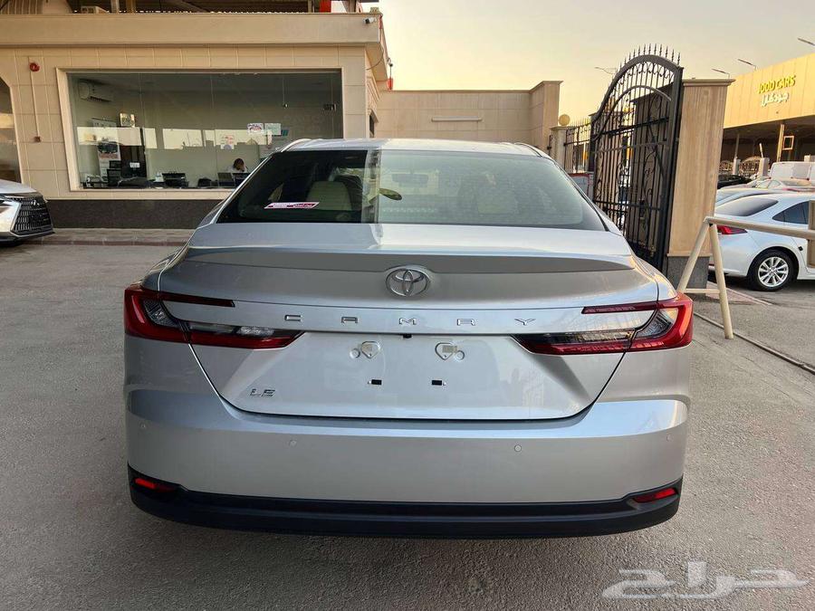 تويوتا كامري LE بنزين 2025 كاش واقساط ودفعتين64387438802050113