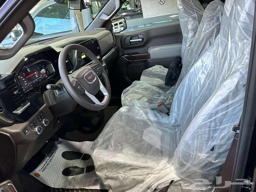 جي ام سي سييرا 2025 SLE جديد رمادي غامق64387676215425112