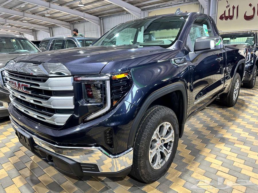 جي ام سي سييرا 2025 SLE جديد رمادي غامق64387676215425110