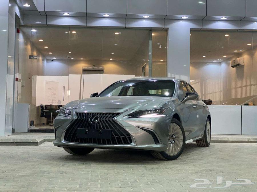لكزس ES 300 HH موديل 2025 - فل هايبرد خليجي64387718080386111
