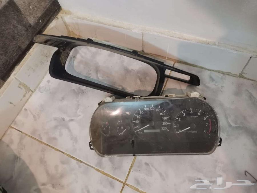 Camry 2002 fender and dashboard meter and one camera tray64387787796227110