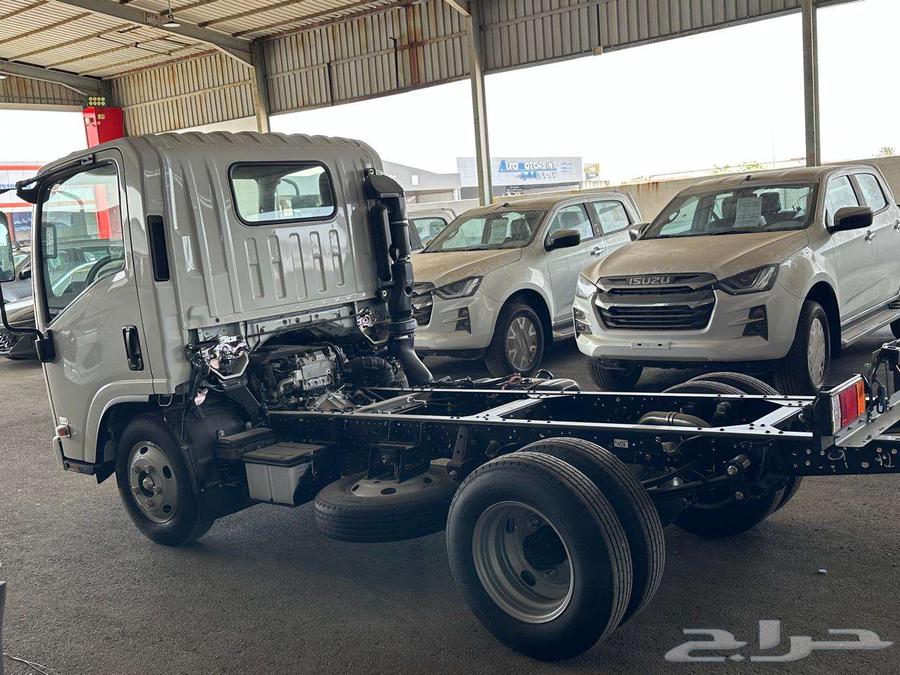 ايسوزو دينا 3طن64387801828226112