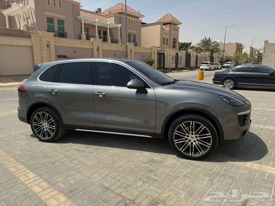 Porsche Cayenne 2016 Porsche Cayenne (Excellent Condition and Special Specifications)64389196850178114