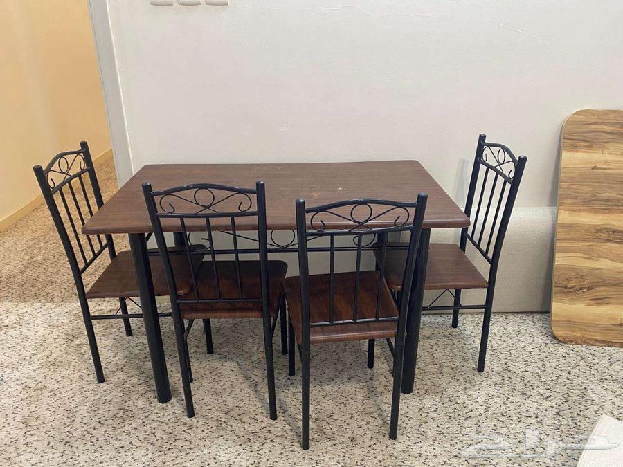 Dining table64196662764675111