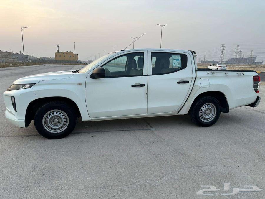 للبيع مستوبيشي بيك أب غمارتين موديل 202064395144324611111