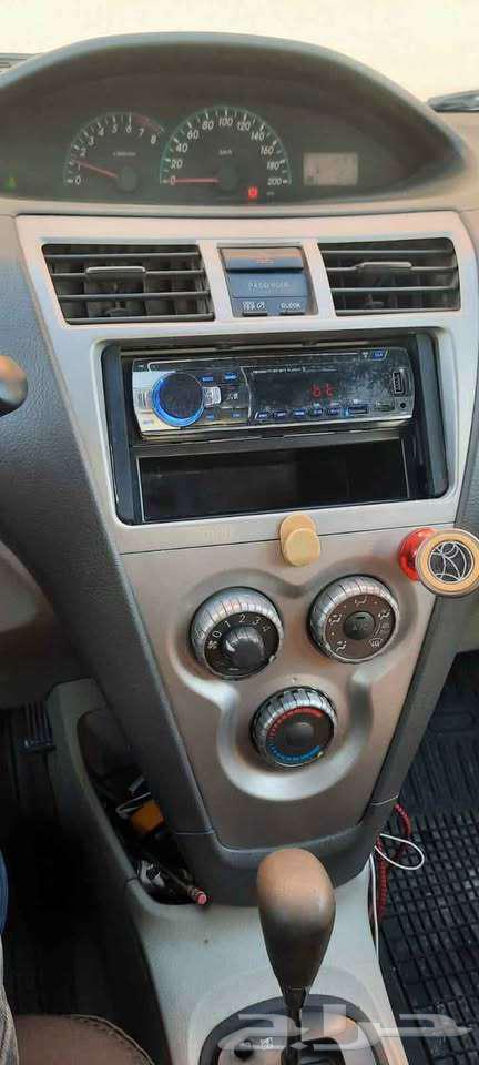 Toyota Yaris model 2010 Automatic تويوتا يارس Y موديل 201064405458869505110