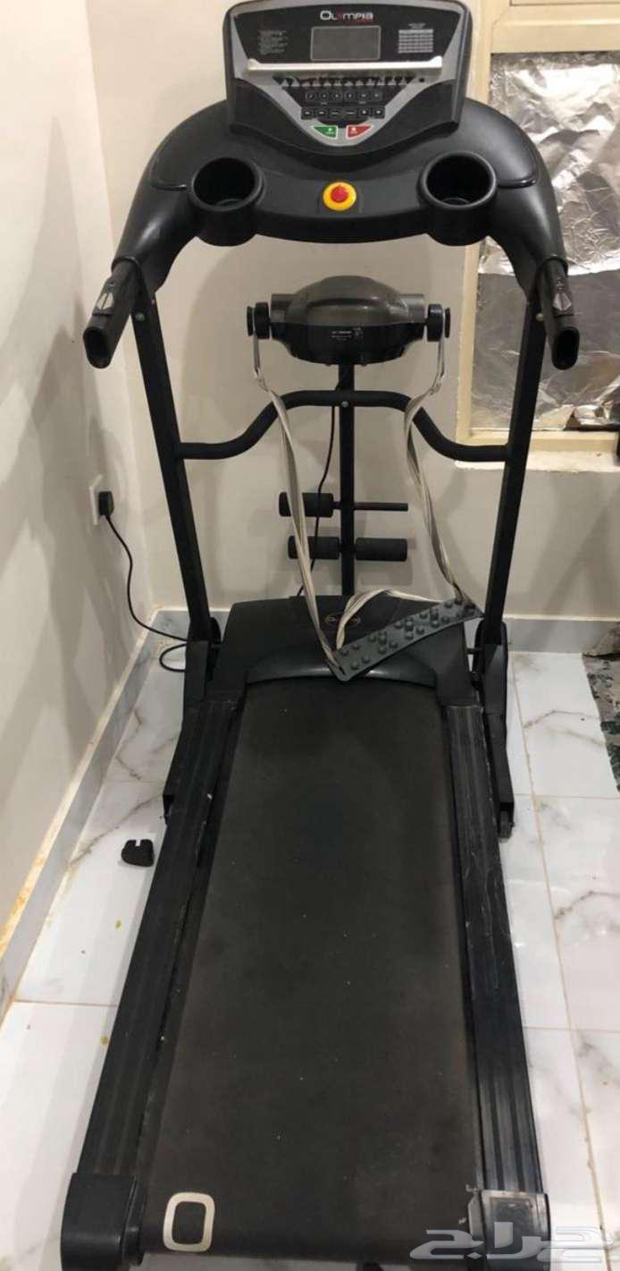 سير كهربائي من شركه اولمبيا 2 حصان وزن 120 كيلو مع جهاز مساج64228938060546111