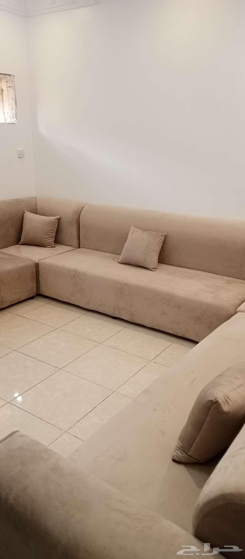 كنب شبه جديد للبيع64219641687171112