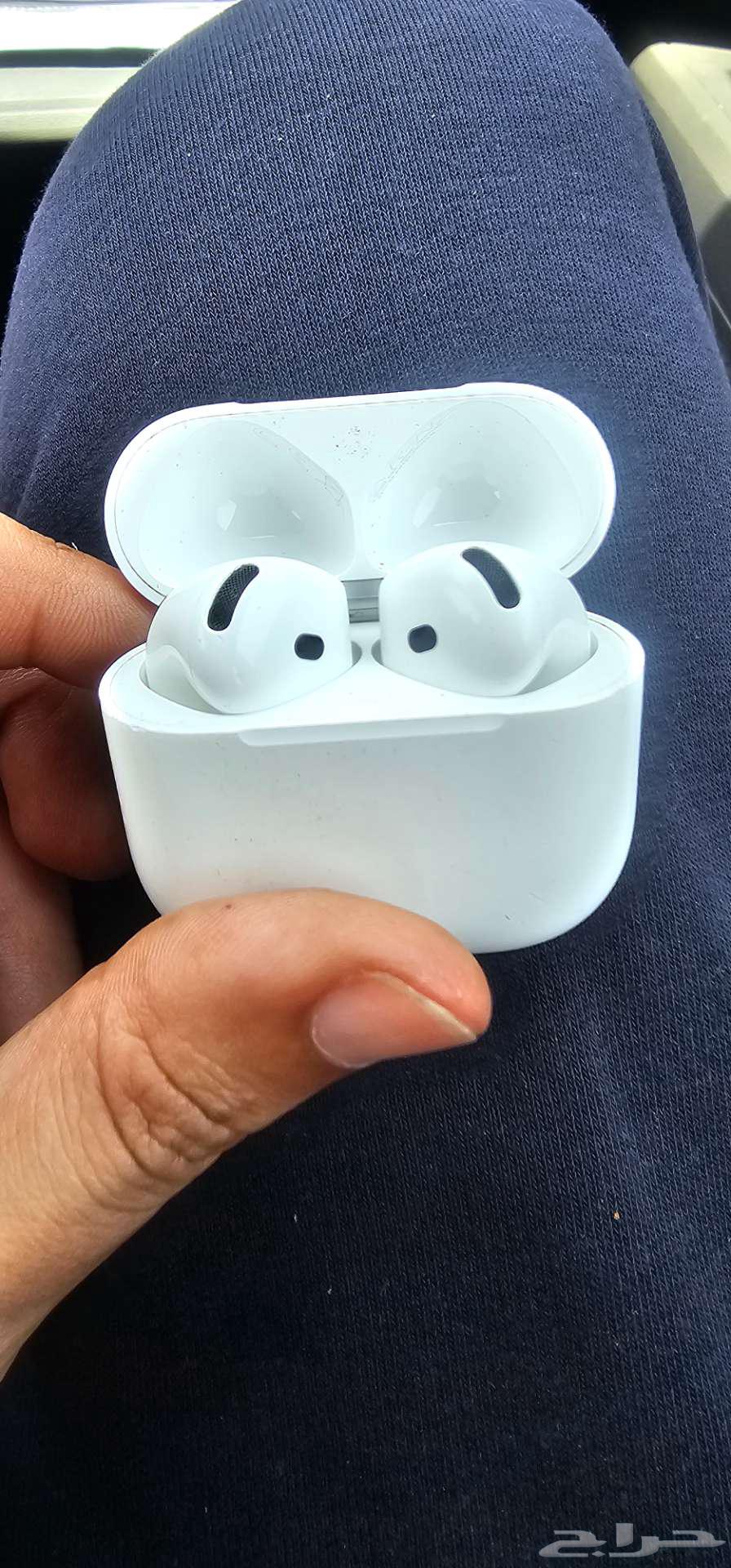 AirPods 4 used as new64225361040130112