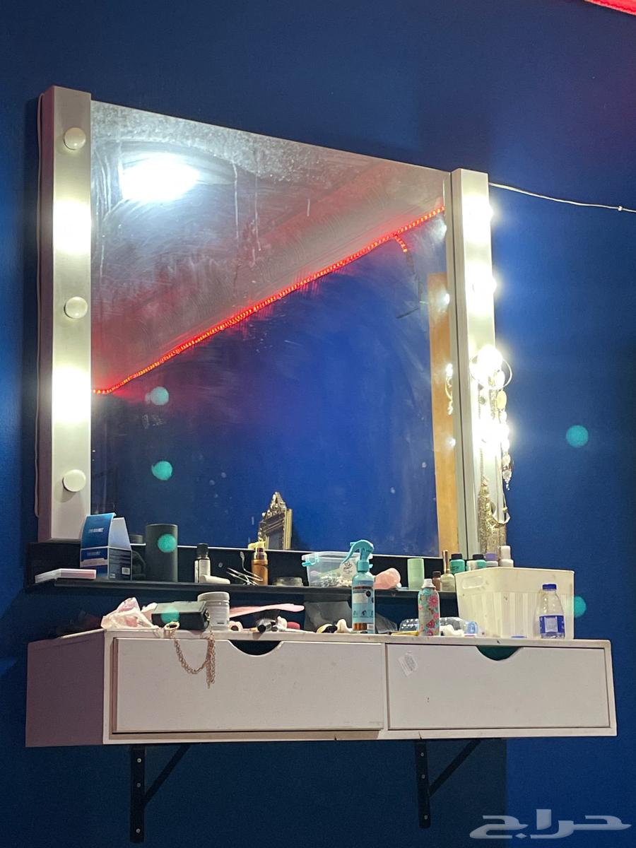 تسريحه جميله مع اضاءه للبيع بدون كرسي64210647405954110