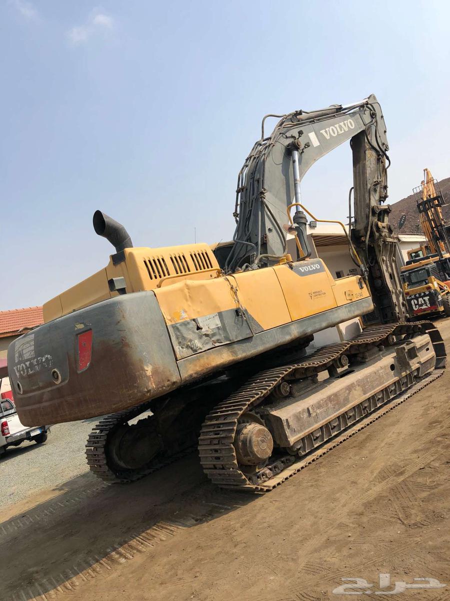 بوكلين فولفو 480 موديل 2014 معرض رواد المعدات64399258029057110