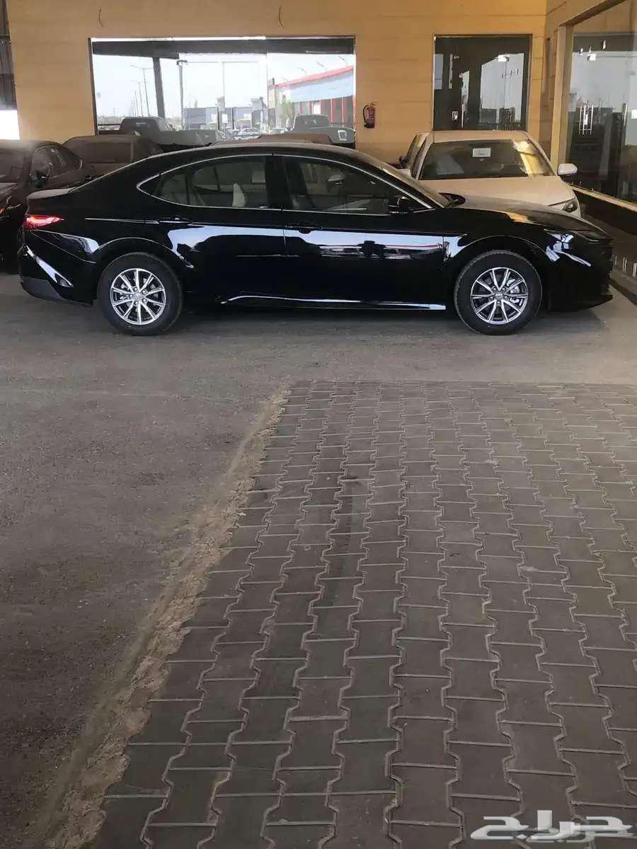 كامري E ستاندر بنزين سعودي 2025 بقسط 1680 لدى الحسن64400342083075112