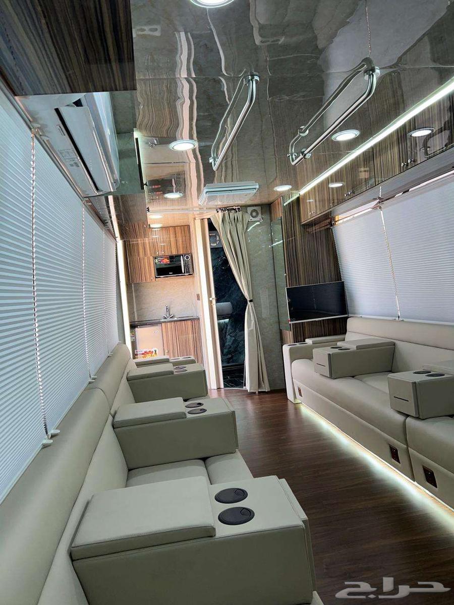 VIP caravan for rent with driver64214232380930112