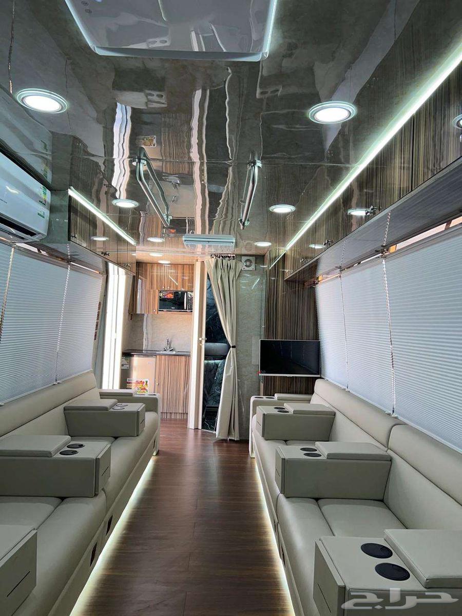 VIP caravan for rent with driver64214232380930113