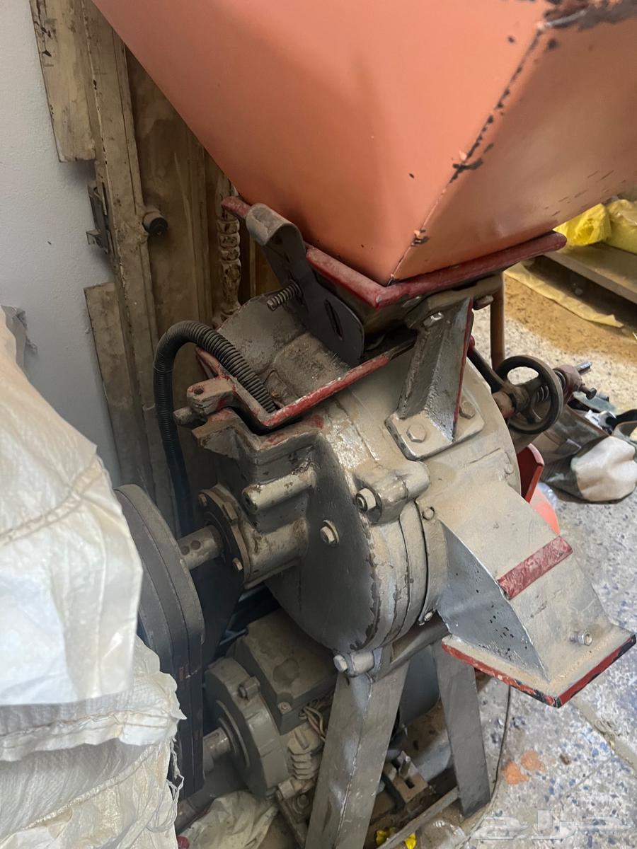 Coffee grinder 300 and nutcracker tables64217770529537111