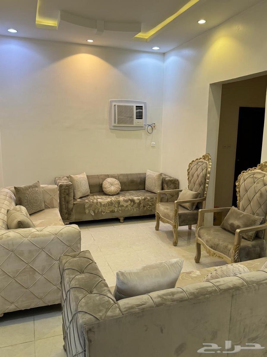 كنب مجلس شبه جديد64221095199234114