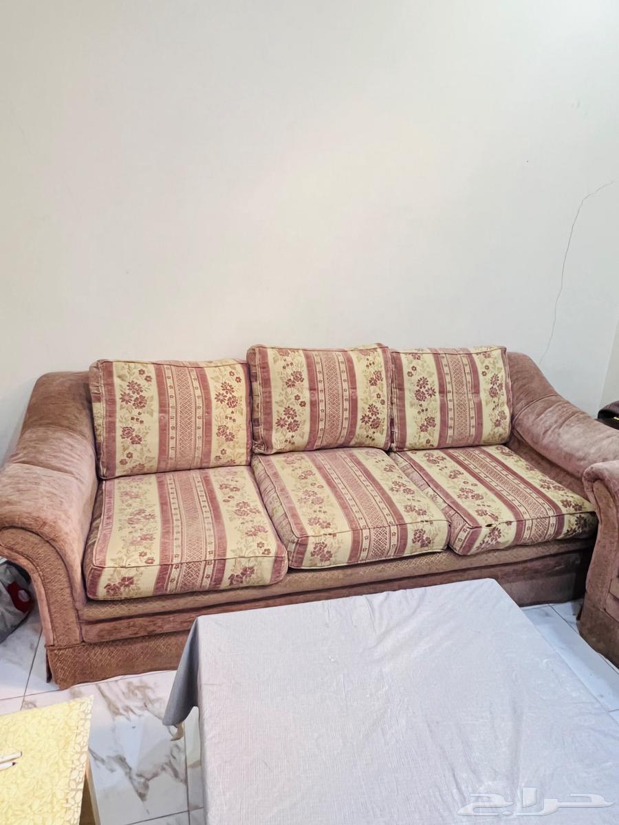 انتريه 200ريال مستعمل حاله جيده64221082046465112