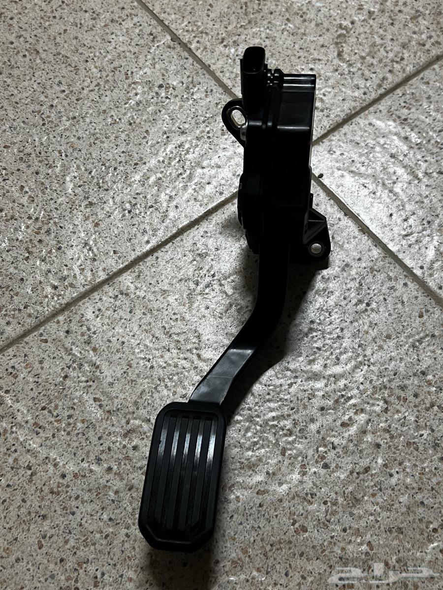 دعسة بنزين يارس للبيع64407377876225111