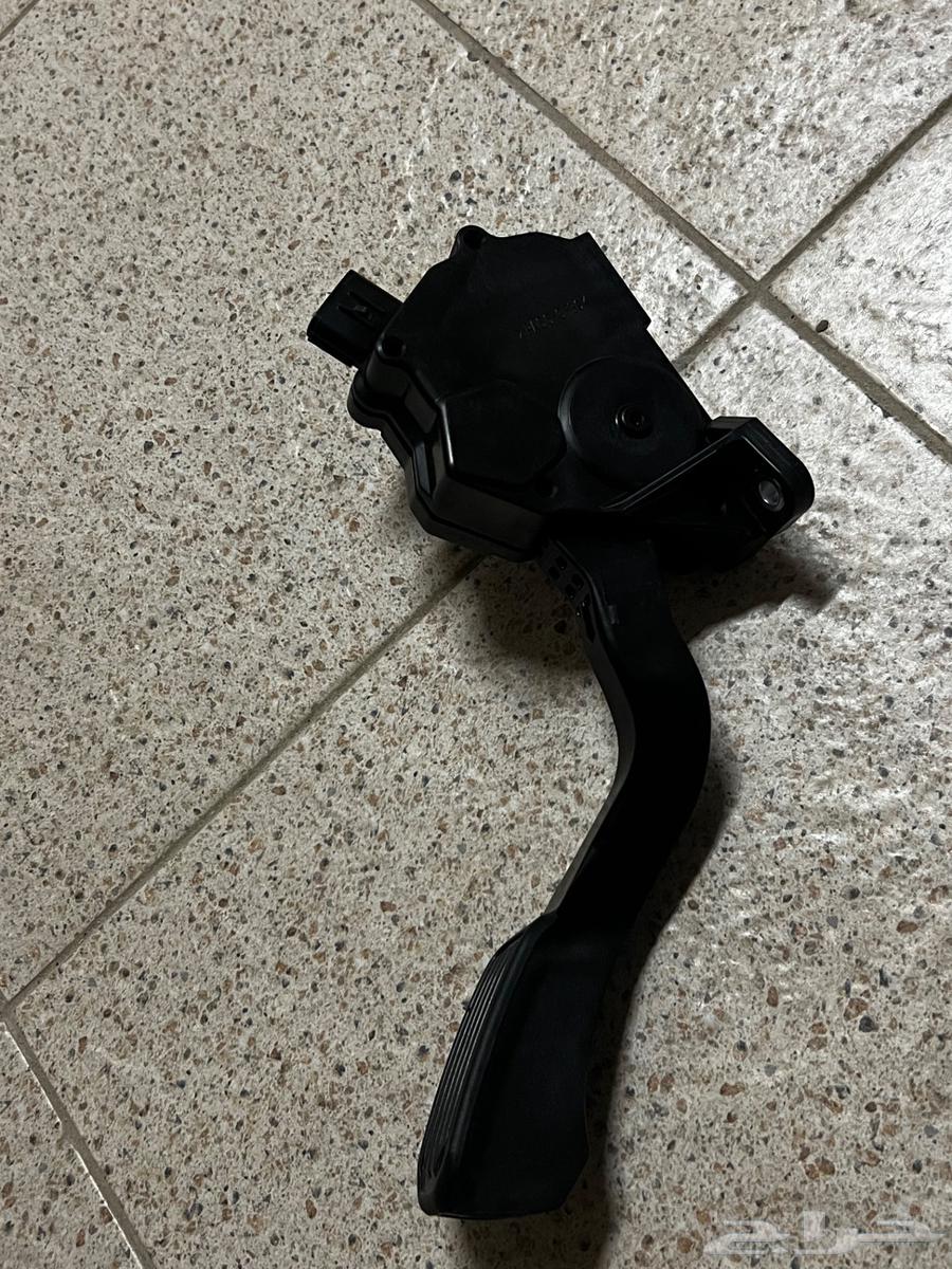 دعسة بنزين يارس للبيع64407377876225110