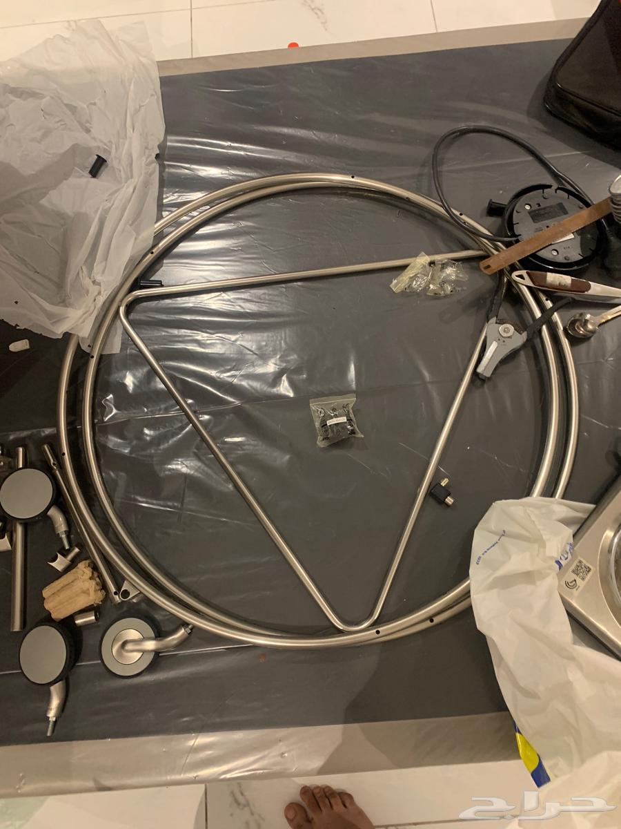 طاوله زجاج ايكيا غير مستعمله للبيع64228201241987111