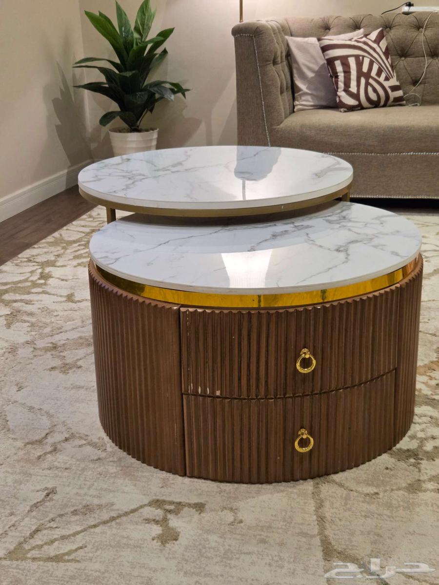 للبيع طاوله64231476823041113