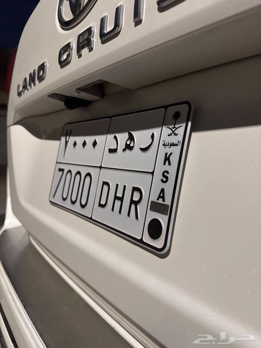 لوحة ر ه د 7000 خصوصي للبيع لاعلى سوم64408878108930110