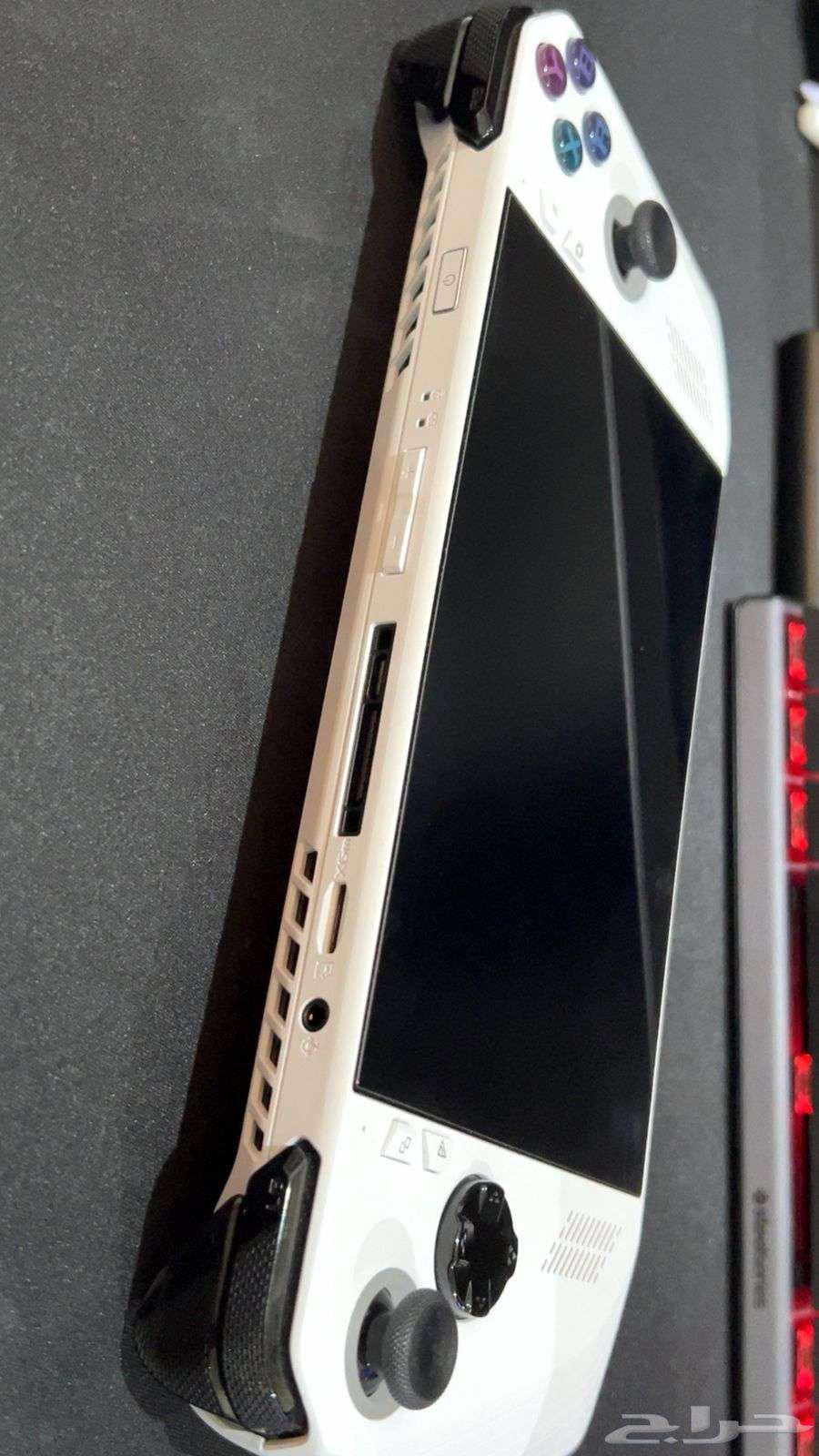 RC71L ROGALLY - جهاز العاب اسوس محمول 1 تيرا64219422411906114