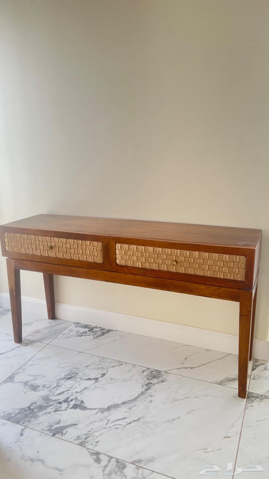 Coffee and Console Table64227547295234110