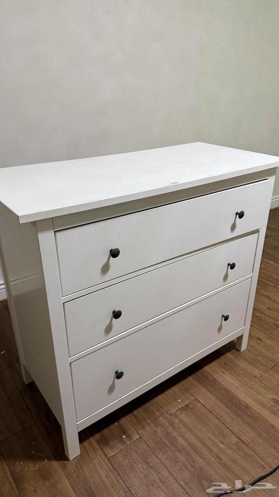 خزانة ابيض للبيع الرياض64231011463683110