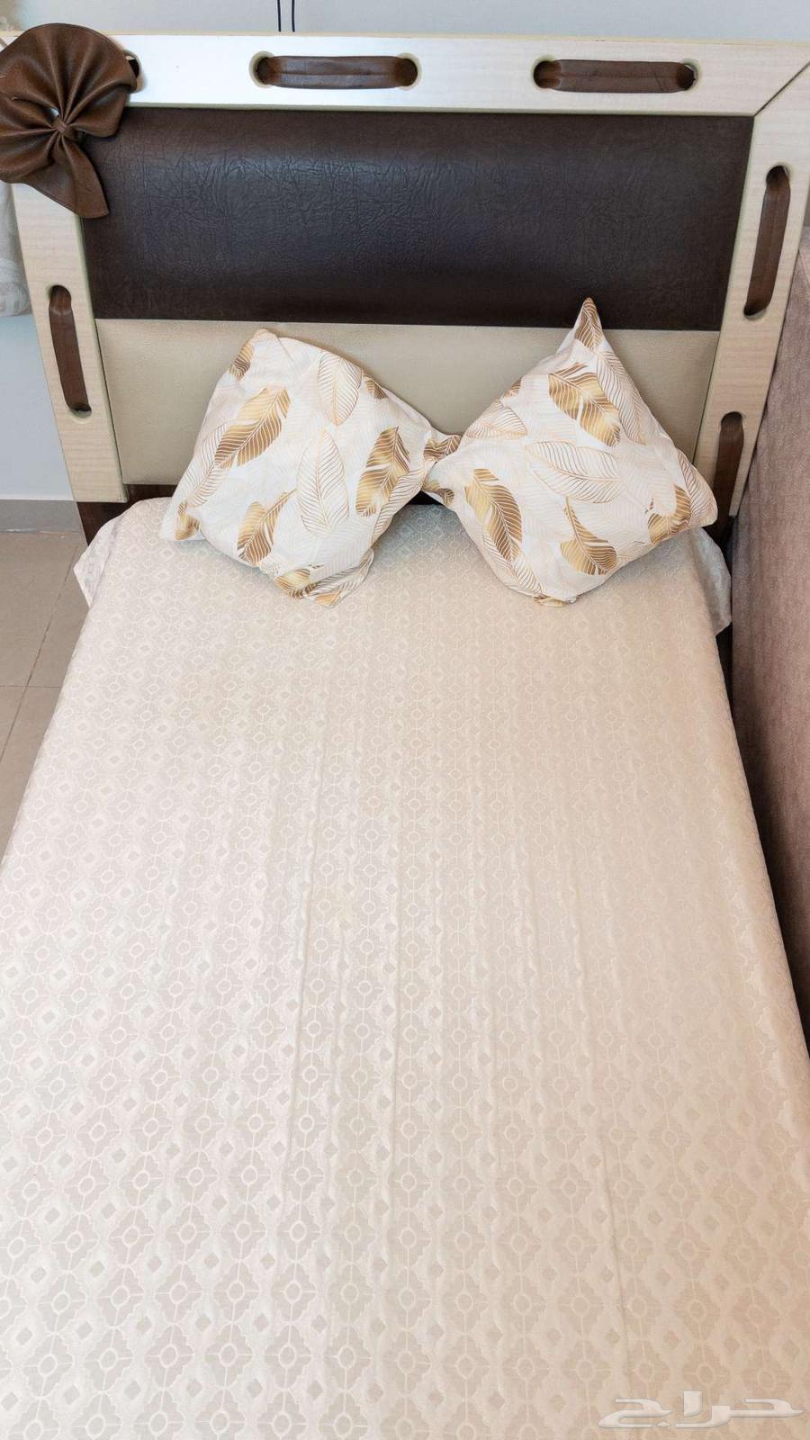 سرير استعمال نظيف جدا والمعاينة خير برهان64232338911489112