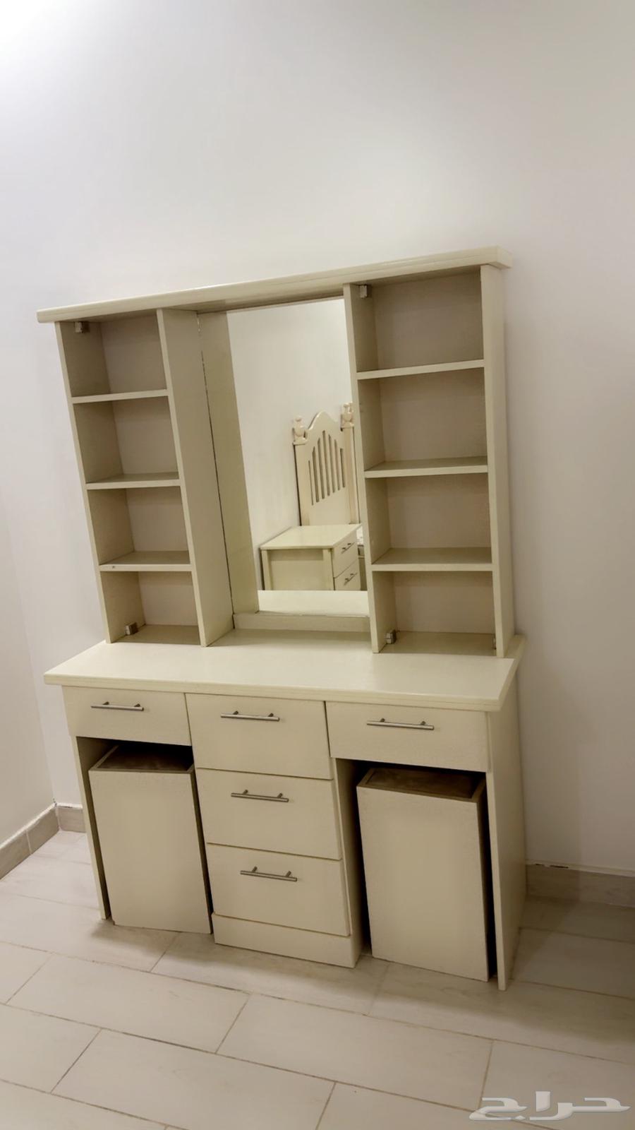 غرفه نوم شبه جديده 4قطع64232848038147112