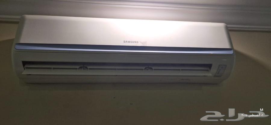 اثاث مكتبي نظيف وراقي64229935471489113