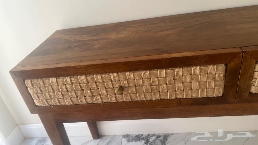 Coffee and Console Table64227547295234112