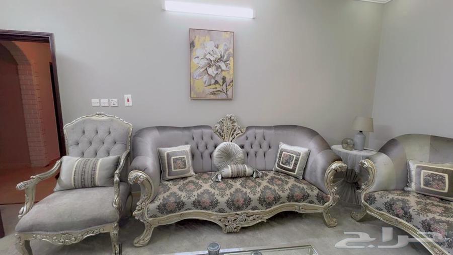 كنب مجلس مستخدم للبيع64229935222529110