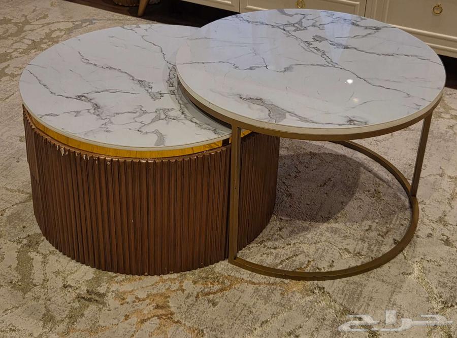 للبيع طاوله64231476823041110