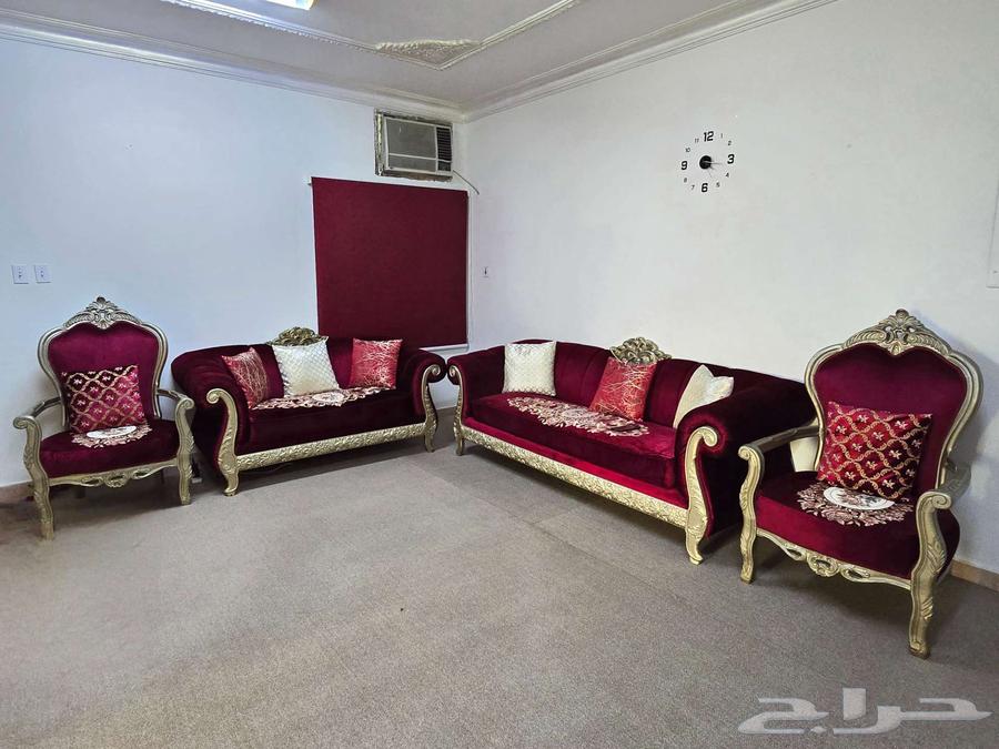 كنب ملكي احمر نضيف 7 اشخاص64249877054082110