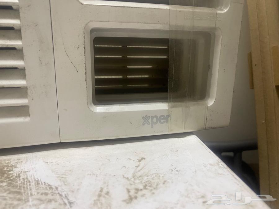 مكيف شباك 18 الف وحده استعمال 6 اشهر عدد 564217048754051111