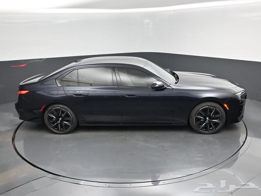 بي ام دبليو الفئة السابعة 2025 شبه جديدة بسعر مميز64405652741507114