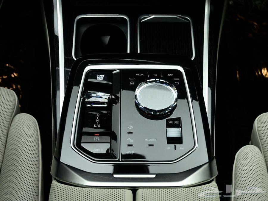 بي ام دبليو الفئة السابعة 2025 شبه جديدة بسعر مميز64405652741507113