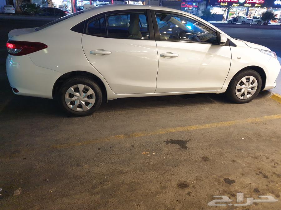 تويوتا يارس نظيف جدا64406890751489113