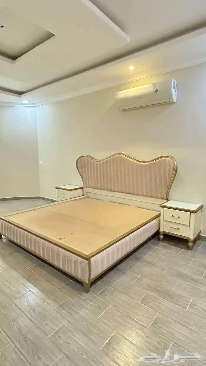 سرير كينج للبيع64249245104771110